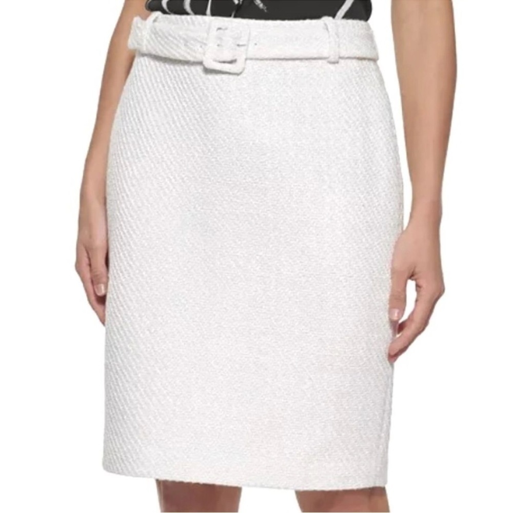 DKNY Women’s white textured pencil skirt with belt size 6 NEW MACY’S RETAGGED
